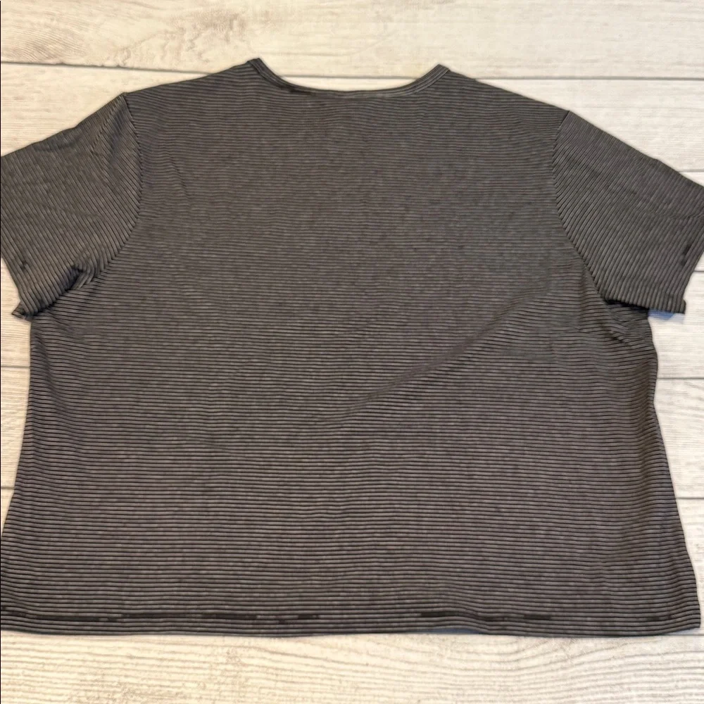 Women’s ATHLETA Essential Tee Short Sleeve size XL - Picture 10 of 14